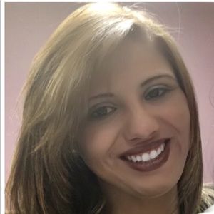 Meet your Posher, Erica